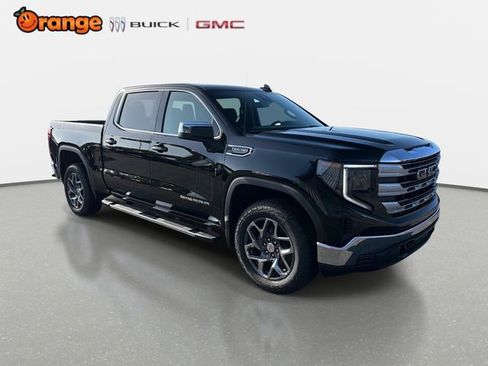 Used 2026 GMC Sierra 1500 SLE w/ Max Trailering Package image 1