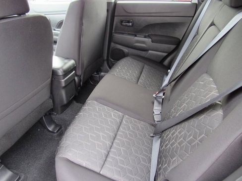 New 2025 Mitsubishi Outlander Sport ES image 9