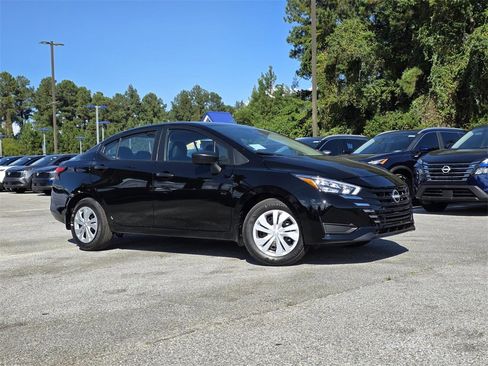 New 2025 Nissan Versa S w/ Trunk Package image 2