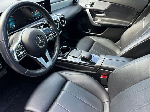 Used 2019 Mercedes-Benz A 220 image 4