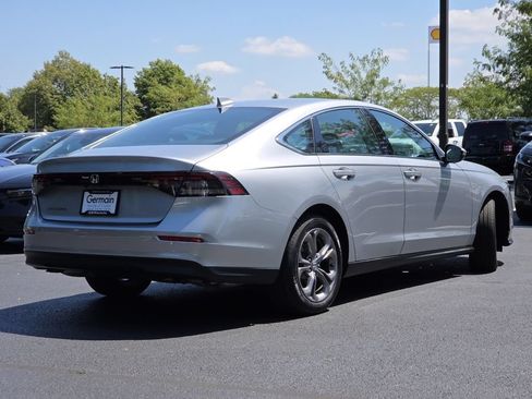 Certified 2023 Honda Accord EX image 22