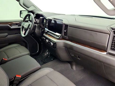 Used 2025 GMC Sierra 1500 SLE AWD/4WD image 23