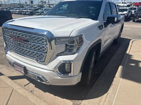Certified 2021 GMC Sierra 1500 Denali w/ Denali Ultimate Package AWD/4WD image 2