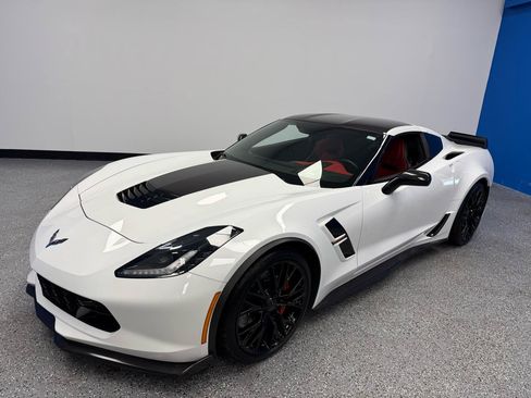 Used 2019 Chevrolet Corvette Grand Sport RWD image 22