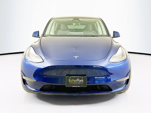 Used 2023 Tesla Model Y Long Range image 2