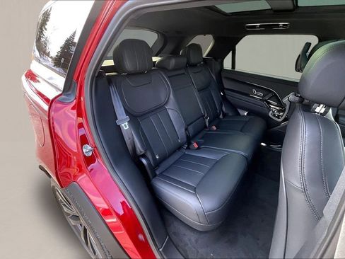 New 2026 Land Rover Range Rover Sport SE image 10