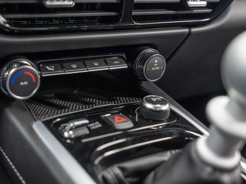 New 2025 Lotus Emira image 29