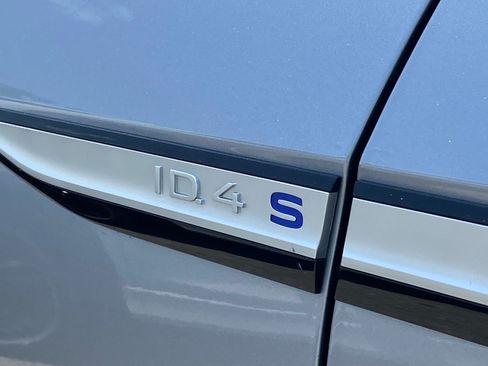Certified 2023 Volkswagen ID.4 S RWD image 5