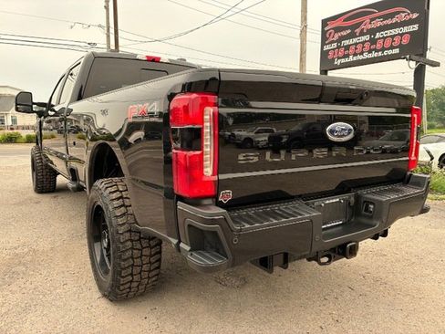 Used 2023 Ford F350 XL w/ STX Appearance Package AWD/4WD image 3