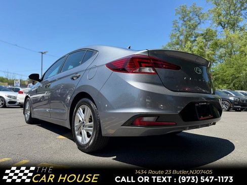 Used 2019 Hyundai Elantra Value Edition FWD image 12