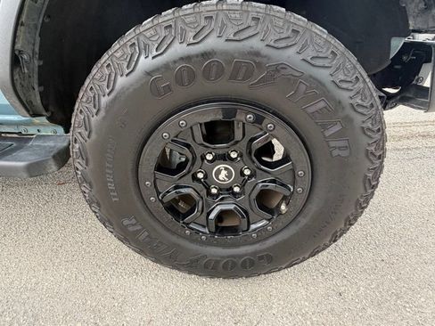 Used 2023 Ford Bronco Wildtrak AWD/4WD image 9