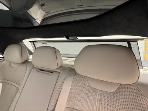 Used 2022 Lucid Air Grand Touring image 39