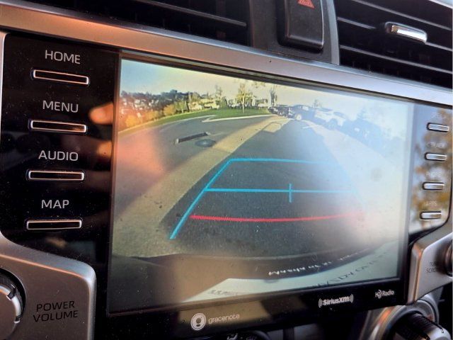 Used 2022 Toyota 4Runner SR5 Premium w/ Moonroof Package AWD/4WD image 26