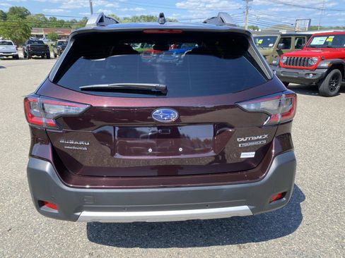 Used 2024 Subaru Outback Touring XT AWD/4WD image 4