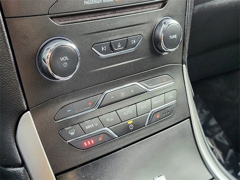 Used 2016 Ford Edge SEL w/ Equipment Group 201A image 22