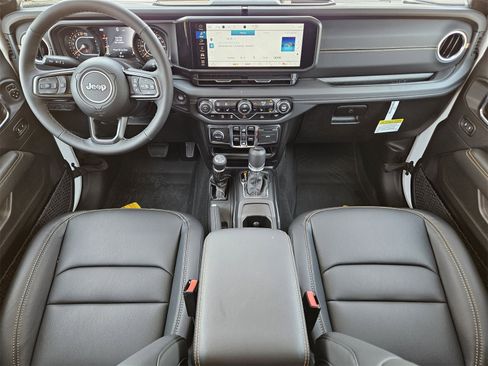 New 2025 Jeep Gladiator Sport image 26