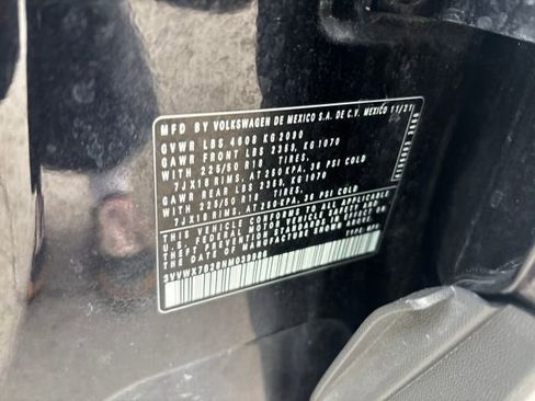 Used 2022 Volkswagen Taos SE image 28