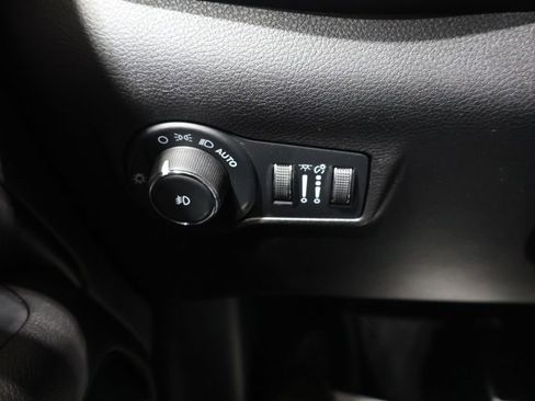 Certified 2023 Jeep Compass Trailhawk image 32