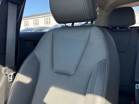 Certified 2024 Buick Encore GX Preferred FWD image 21