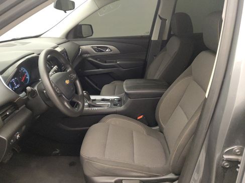 Used 2020 Chevrolet Traverse LS FWD image 17
