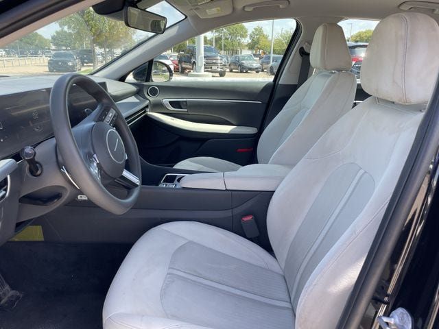 Used 2025 Hyundai Sonata SEL FWD image 23