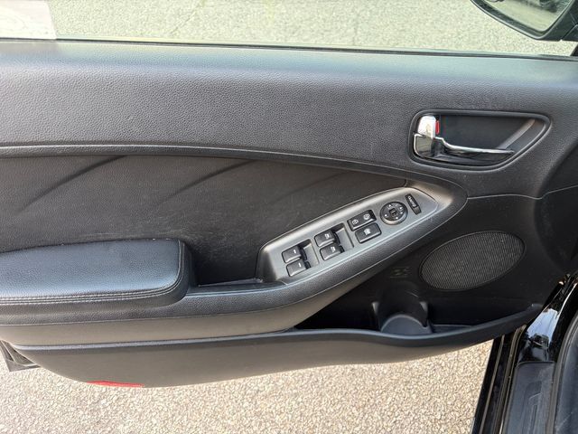 Used 2014 Kia Forte EX FWD image 30