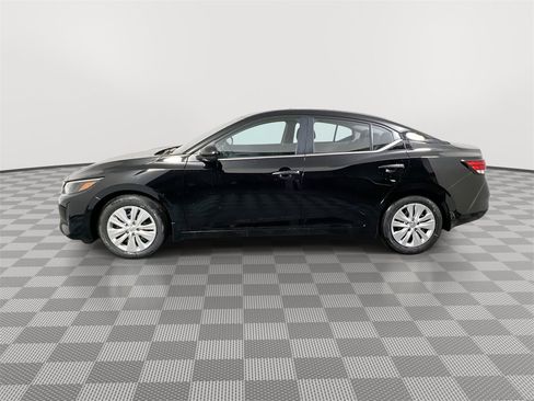 New 2025 Nissan Sentra S image 5