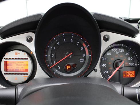 Used 2010 Nissan 370Z Touring w/ Sport Pkg RWD image 71