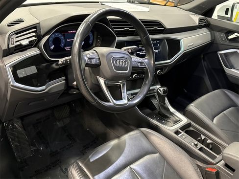 Used 2022 Audi Q3 2.0T Premium image 5