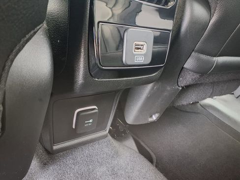 Used 2022 Jeep Compass Limited image 28