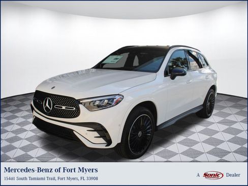 Used 2026 Mercedes-Benz GLC 300 4MATIC image 1