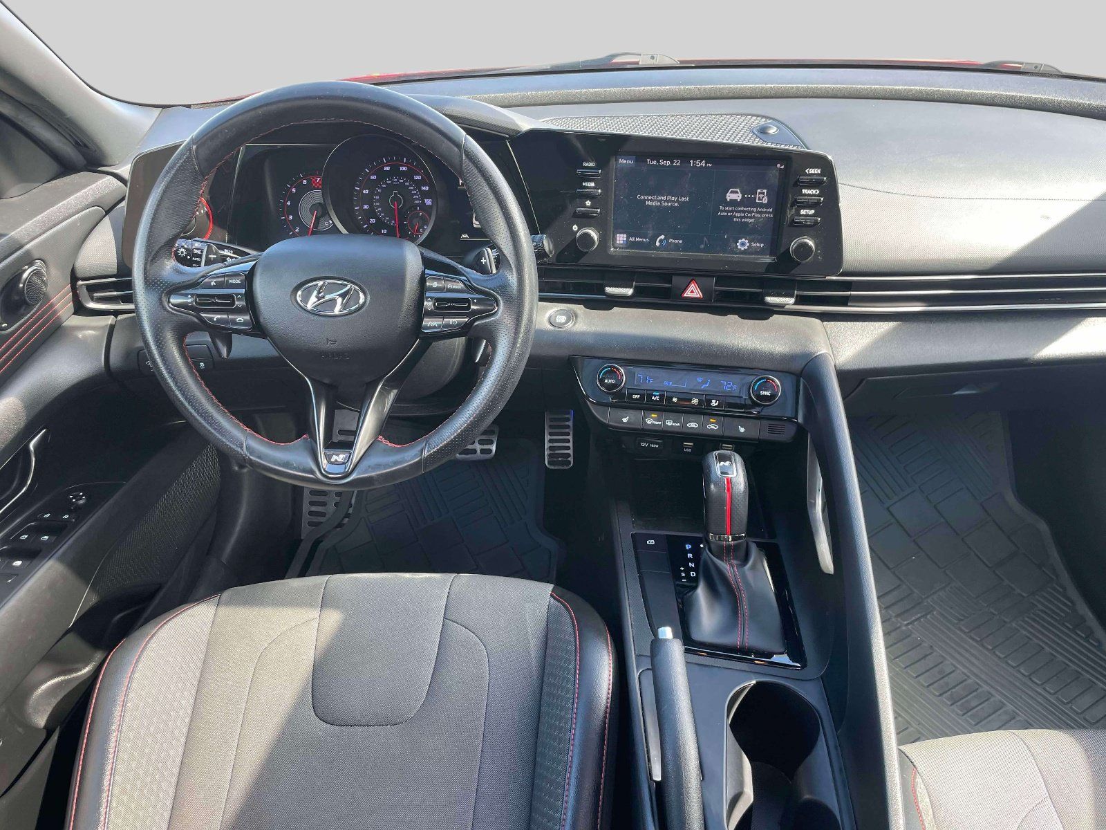 Used 2022 Hyundai Elantra N Line FWD image 12