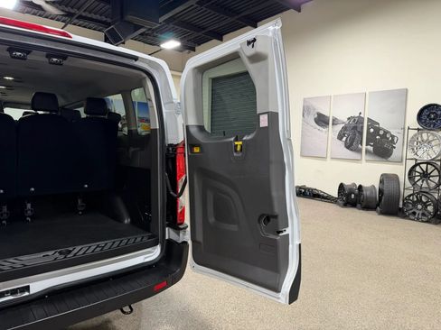 Used 2023 Ford Transit 350 XL RWD image 21