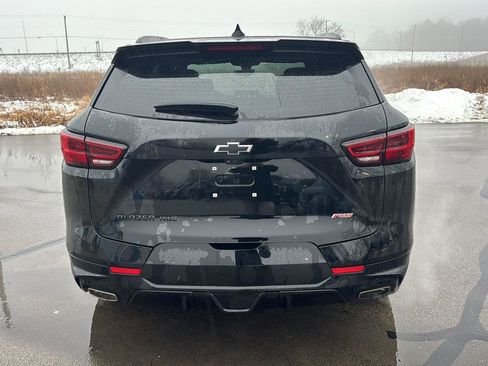Used 2023 Chevrolet Blazer RS w/ Driver Confidence II Package image 4