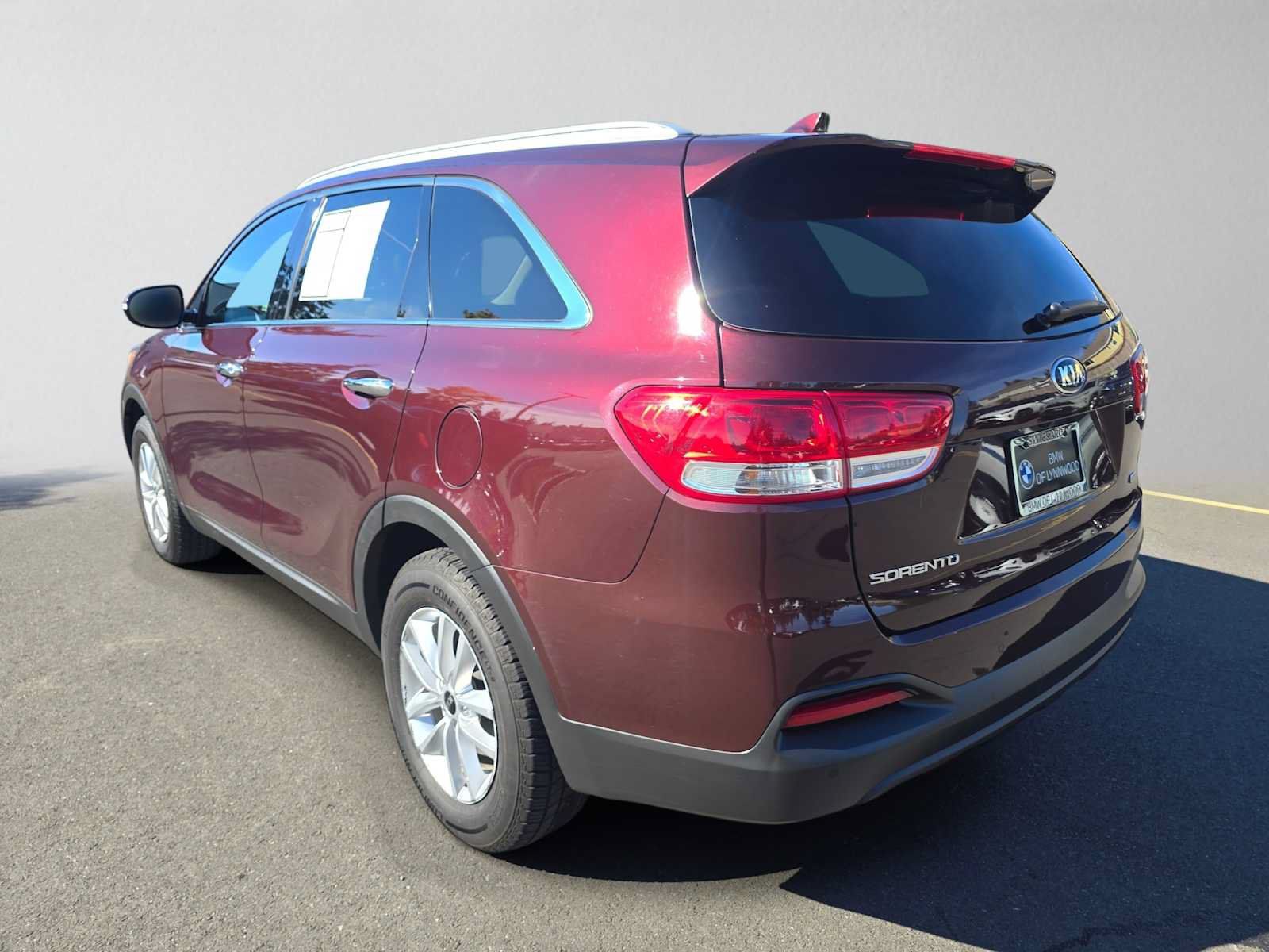 Used 2018 Kia Sorento FWD image 5