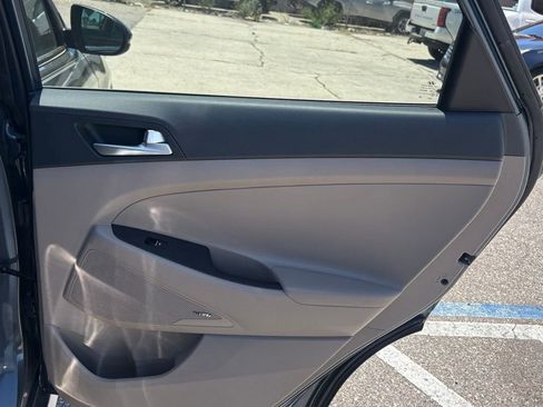 Used 2021 Hyundai Tucson Limited w/ Cargo Package FWD image 16