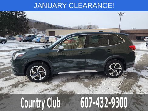 Used 2024 Subaru Forester Touring image 5