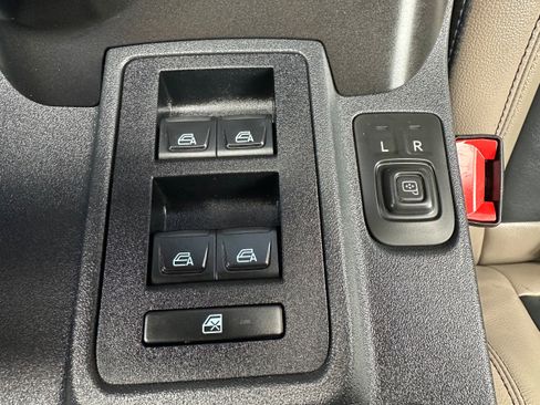 Used 2022 Ford Bronco Wildtrak image 23