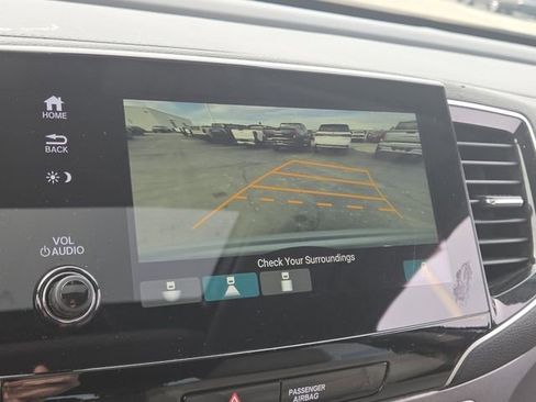 Used 2021 Honda Pilot Special Edition image 4