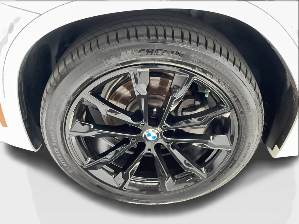 Used 2022 BMW X3 sDrive30i w/ M Sport Package 2 RWD image 14