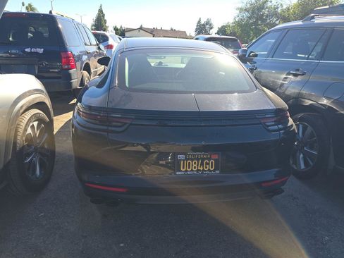 Used 2019 Porsche Panamera GTS w/ Premium Package Plus image 5