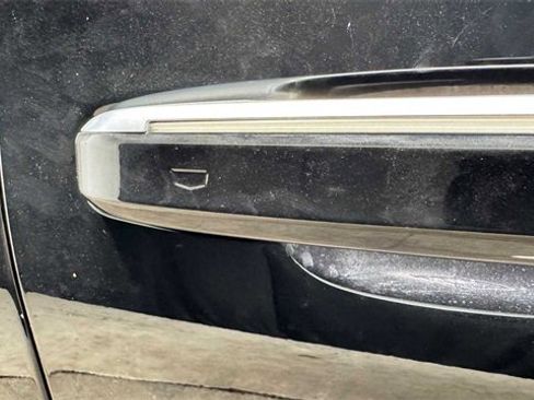 Used 2023 Cadillac Escalade ESV Premium Luxury image 12