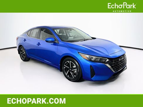 Used 2025 Nissan Sentra SV FWD image 1