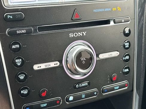 Used 2018 Ford Explorer Sport image 35