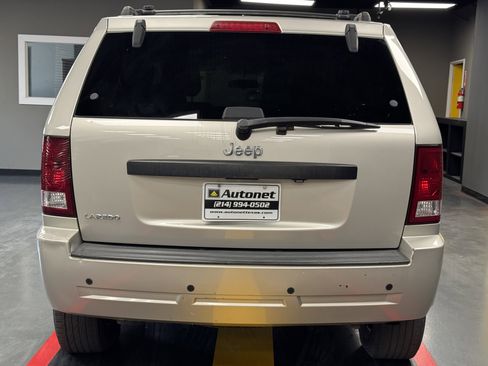Used 2009 Jeep Grand Cherokee Laredo w/ Popular Equipment Group RWD image 5