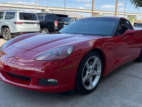 Used 2007 Chevrolet Corvette Coupe RWD image 16