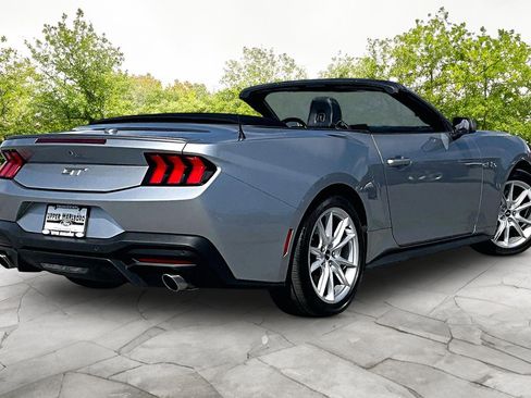 Used 2024 Ford Mustang GT Premium image 13