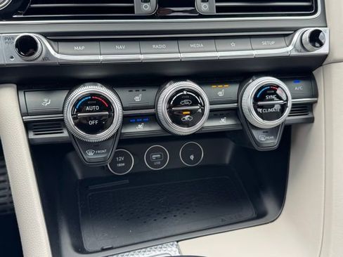 Used 2023 Genesis G70 2.0T w/ Sport Prestige Package image 22