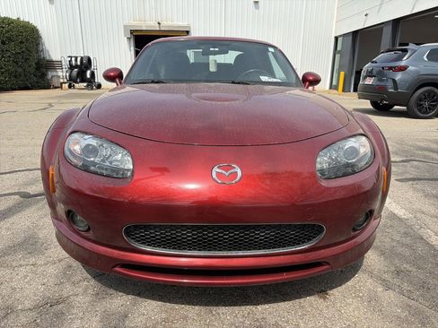 Used 2007 MAZDA MX-5 Miata Touring w/ Appearance Pkg image 8