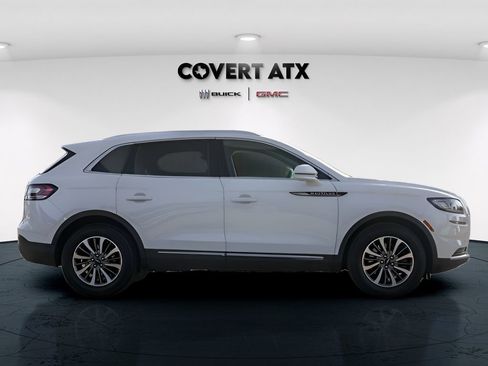 Used 2021 Lincoln Nautilus FWD w/ Equipment Group 101A image 8